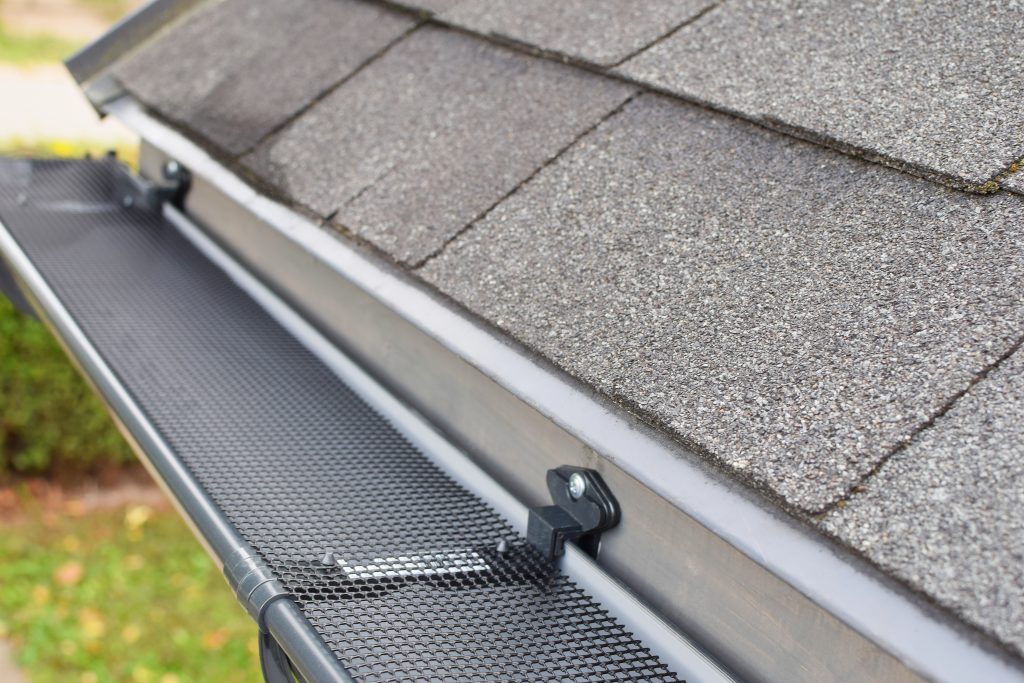 Getting rid of mosquitoes with gutters